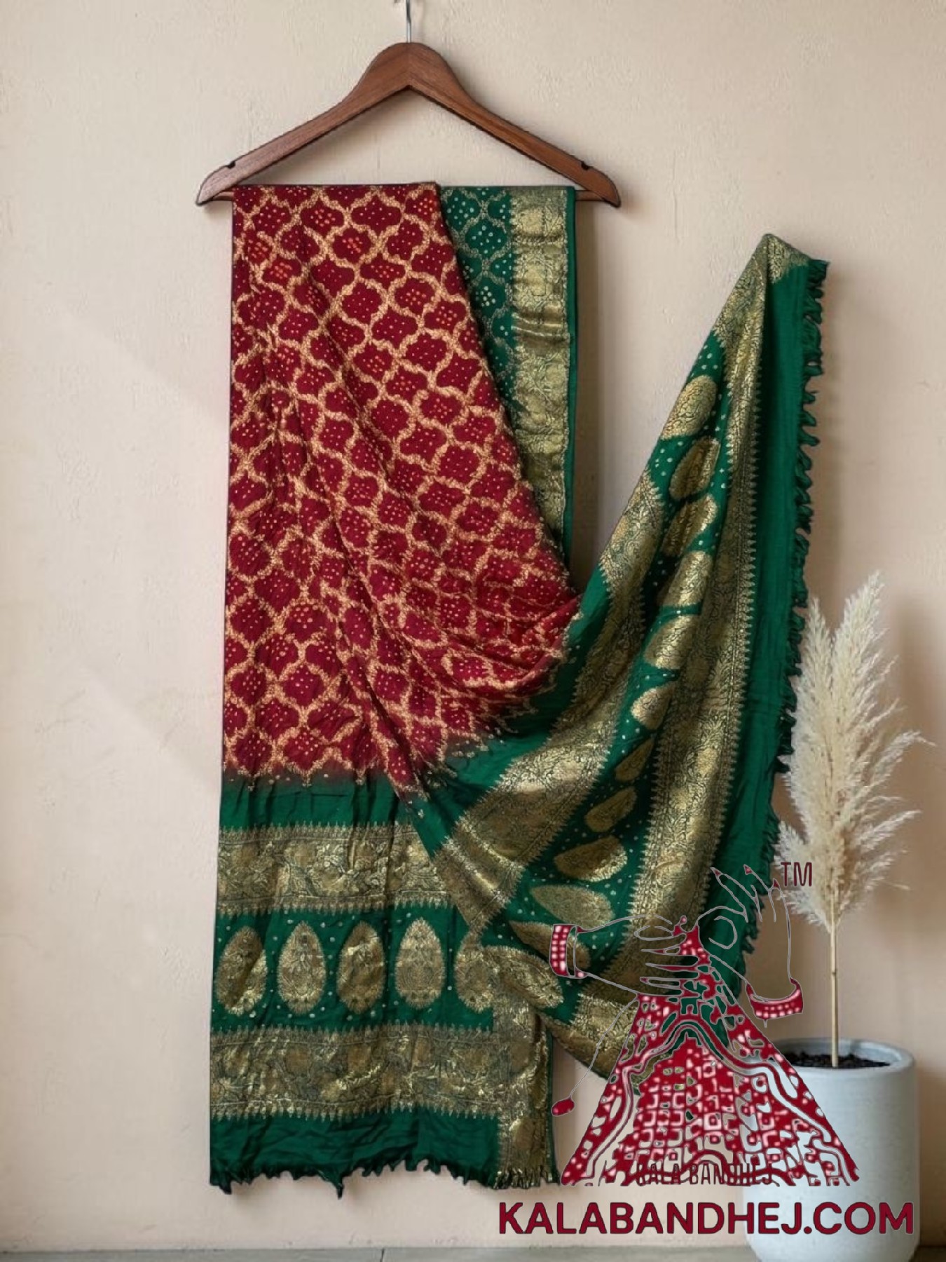 Green Maroon Bandhani Banarasi Dupatta Georgette Silk