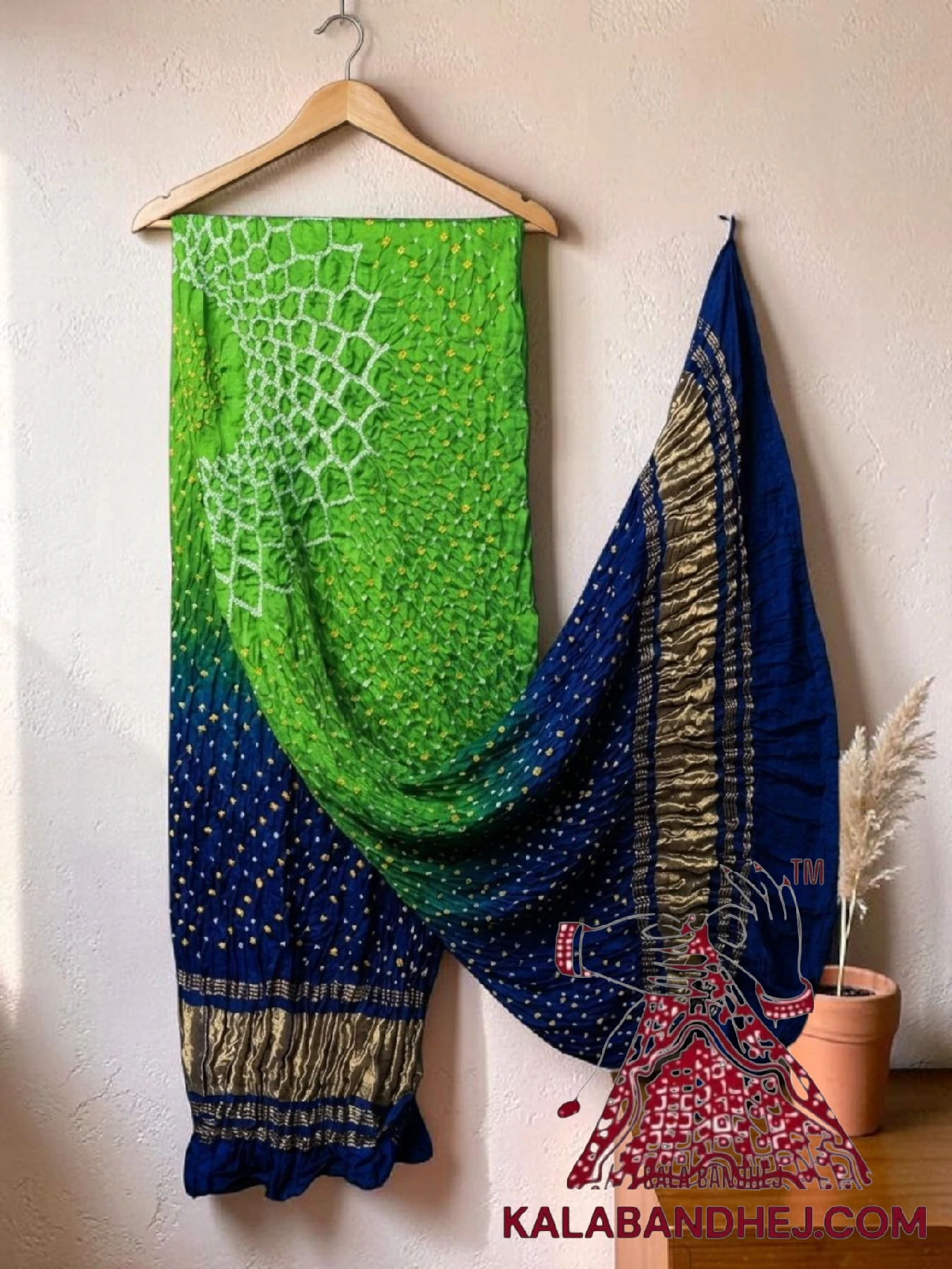 Parrot Blue Makdi Motif Bandhani Dupatta Pure Gaji Silk