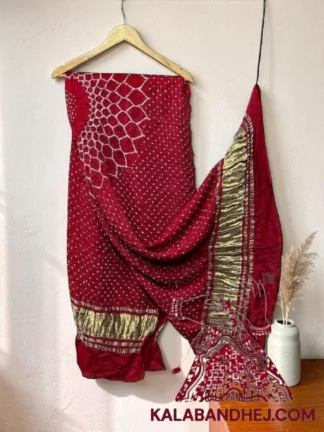 Blood Red Makdi Motif Bandhani Dupatta Pure Gaji Silk