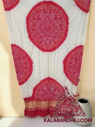 Red White Raas Mandal Chakra Panetar Bandhani Dupatta in Pure Gaji Silk