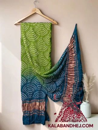 Parrot Peacock Wifi Bandhani Design Dupatta in Pure Gaji Silk