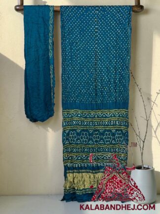 Peacock Blue Lagdi Palav Bandhani Saree in Pure Gaji Silk