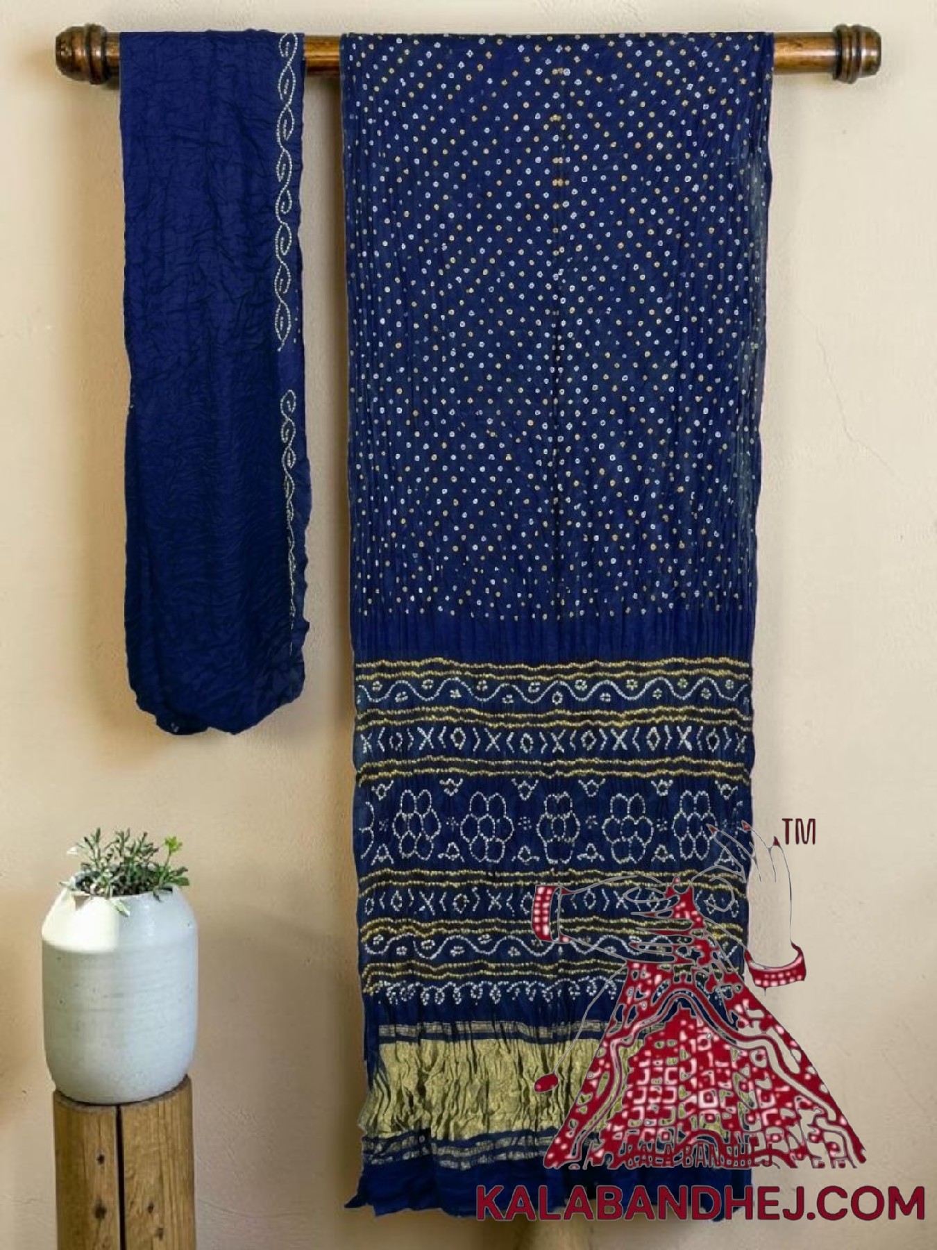 Navy Lagdi Palav Bandhani Saree in Pure Gaji Silk