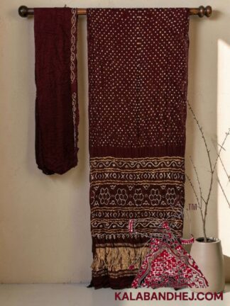 Dark Marron Lagdi Palav Bandhani Saree in Pure Gaji Silk