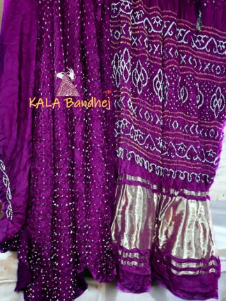 Bold Magenta Pure GajiSilk LagdiPalav Bandhani Saree
