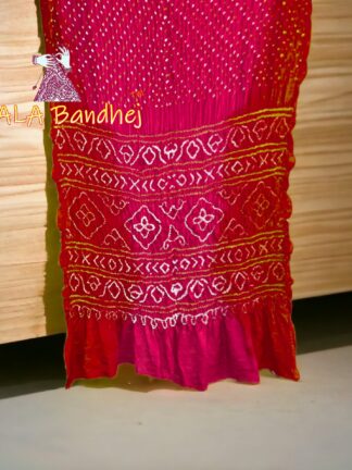 Red Pink Shaded Bandhani Saree Pure GajiSilk