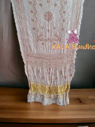 White Red Bandhani Dupatta Pure Gaji Silk Chandra Kala