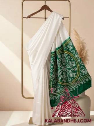 Green Ras Mandal Bandhani Pallu Panetar Saree Pure Gaji Silk