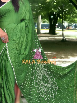 Pista Parrot Bandhani Saree Makdi Pure Modal Silk