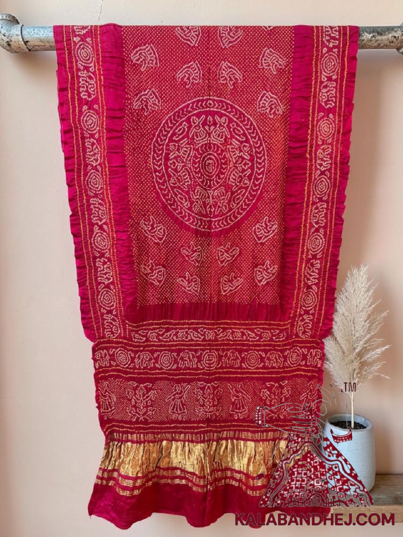 Rani Ras Mandal Bandhani Dupatta with Traditional Animal & Figurine Motifs