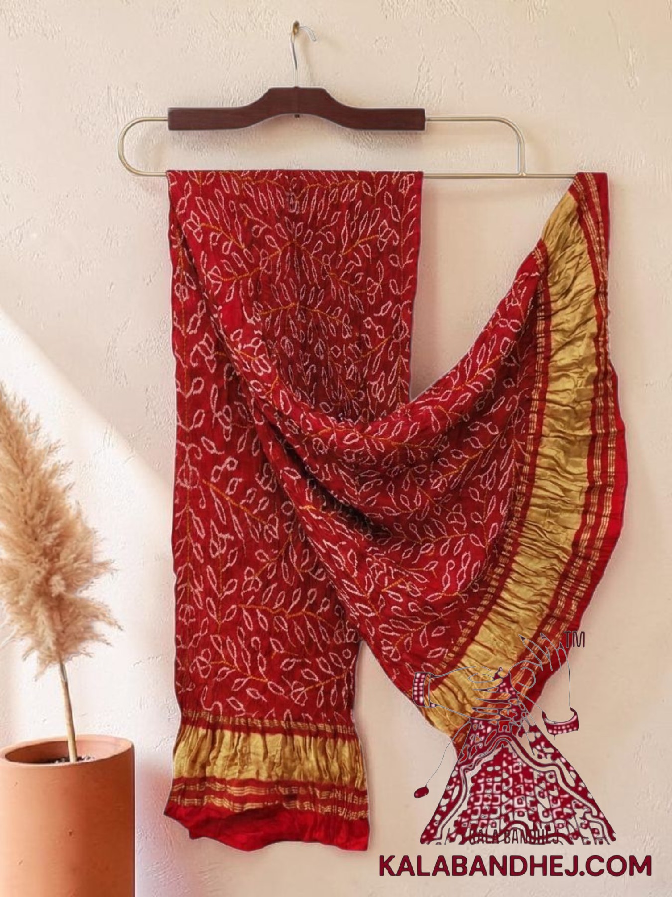 Red Ambadal Bandhani Dupatta in Pure Gaji Silk