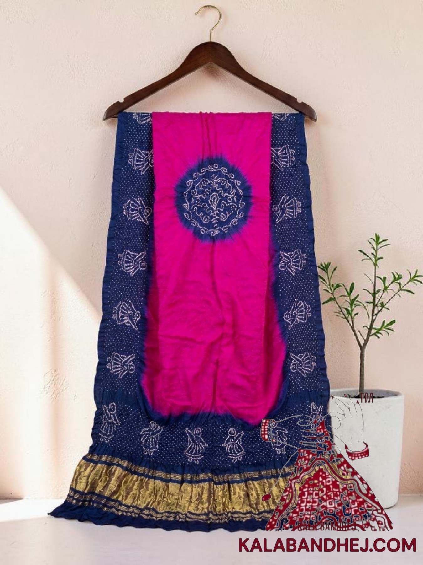Rani Blue Panetar Doll Motif Bandhani Dupatta in Pure Gaji Silk