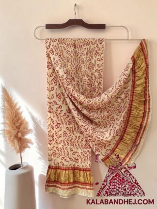 Off White Ambadal Red Bandhani Dupatta in Pure Gaji Silk