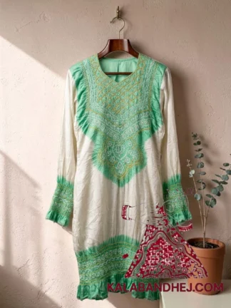 Pastel Rama White Bandhani Abha Kurta in Pure Gaji Silk Traditional Neck Yoke